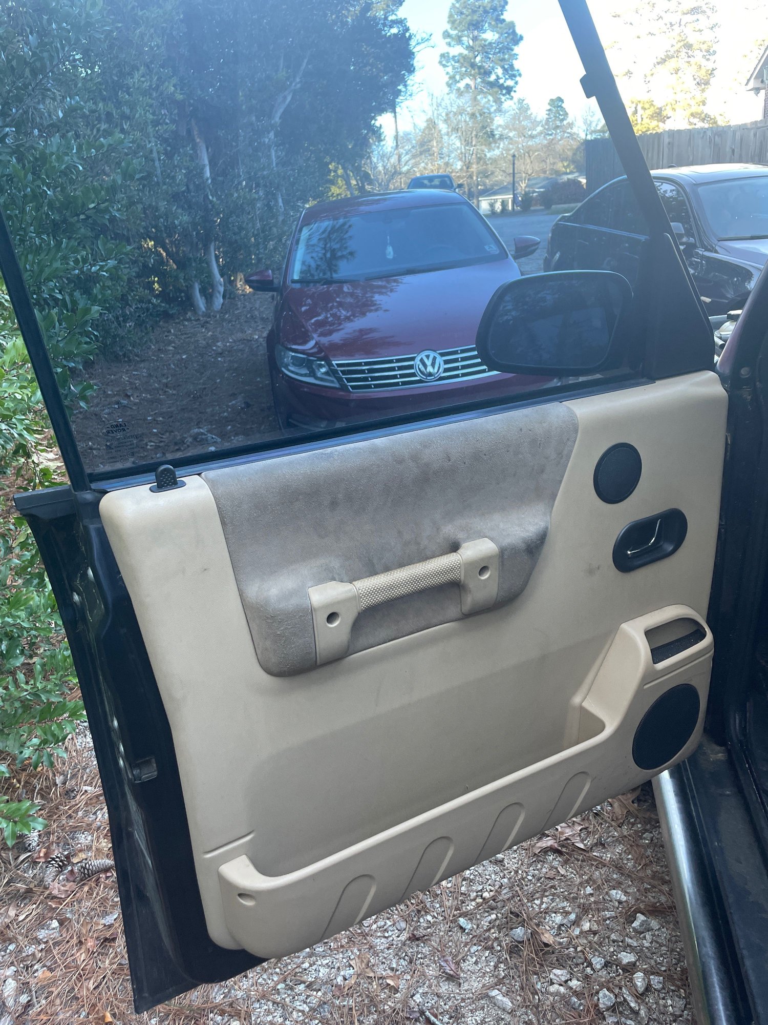 2004 Land Rover Discovery - 04 Disco 2; Needs engine work; lots of upgrades - Used - VIN SALTY19464A86 - 112,000 Miles - 8 cyl - 4WD - Automatic - SUV - Blue - Aiken, SC 29803, United States