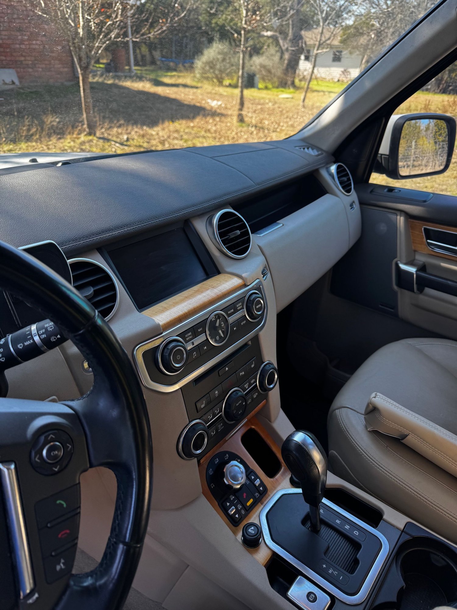 2012 Land Rover LR4 - 2012 lr4 hse - Used - VIN SALAK2D44CA620414 - 164,973 Miles - 8 cyl - AWD - Automatic - SUV - White - Salado, TX 76571, United States