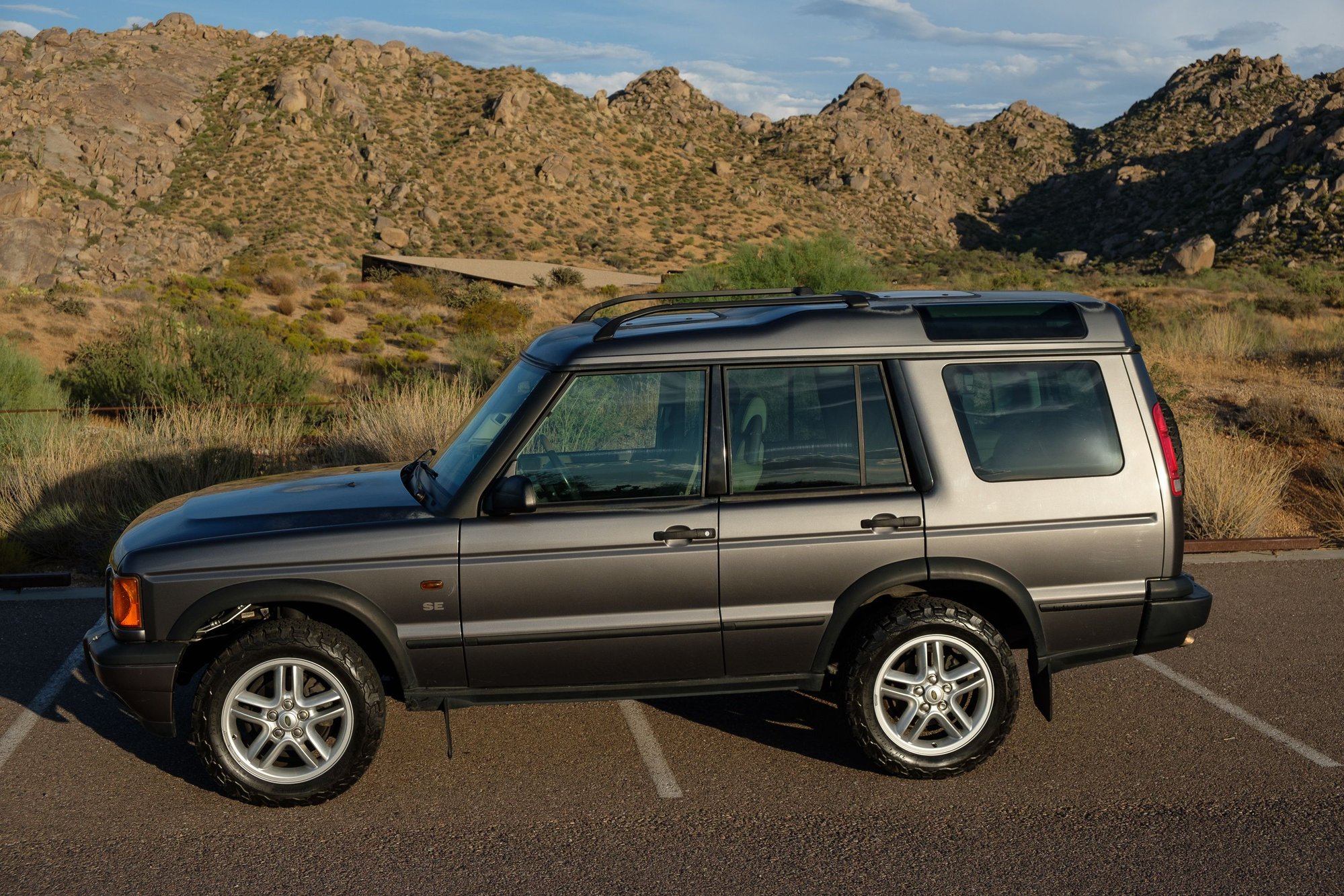 2002 Land Rover Discovery - 2002 Discovery 2 SE - 86k Miles - Used - VIN SALTY15482A741817 - 86,060 Miles - 8 cyl - 4WD - Automatic - SUV - Gray - Scottsdale, AZ 85260, United States