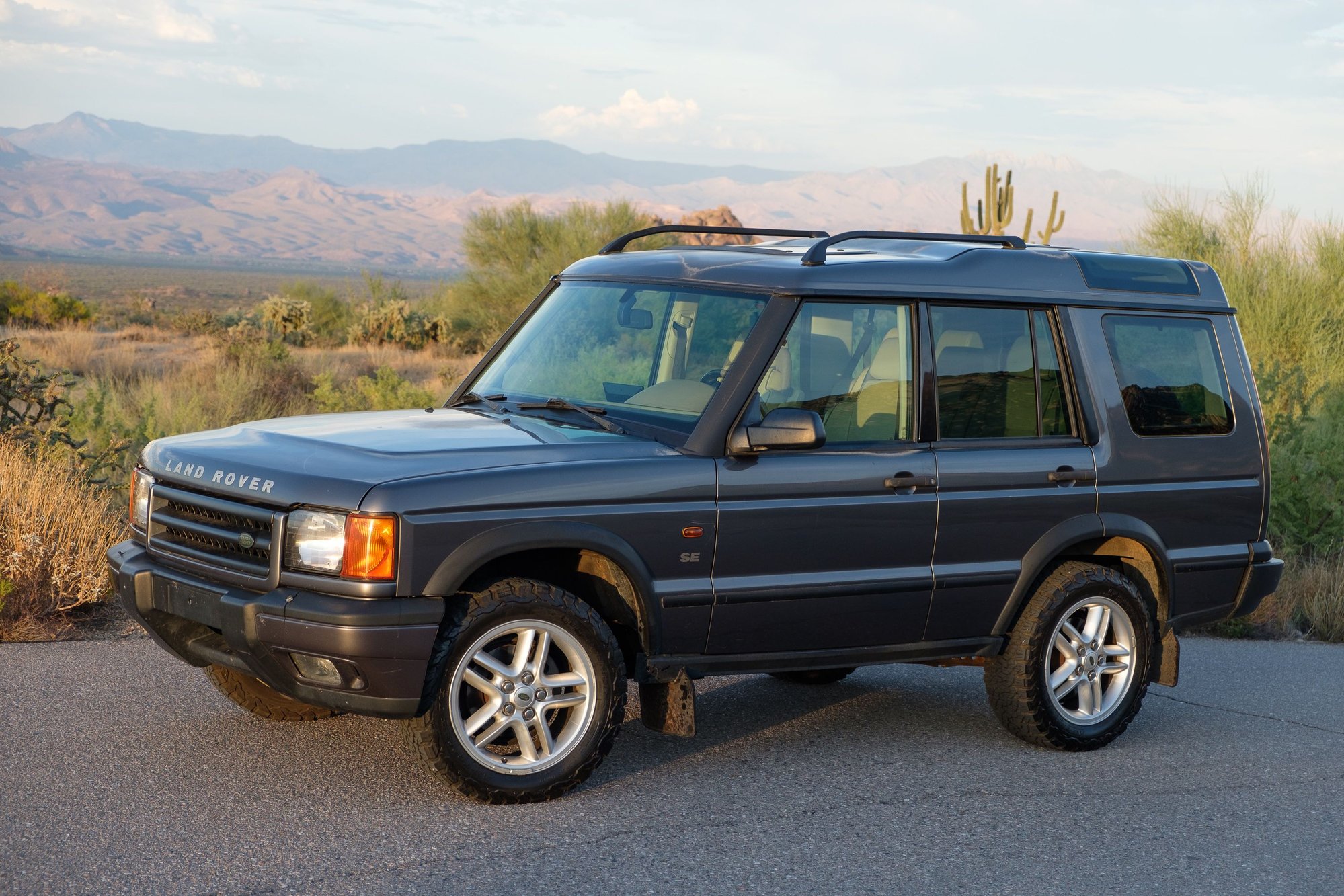 2002 Land Rover Discovery - 2002 Discovery 2 SE - 86k Miles - Used - VIN SALTY15482A741817 - 86,060 Miles - 8 cyl - 4WD - Automatic - SUV - Gray - Scottsdale, AZ 85260, United States