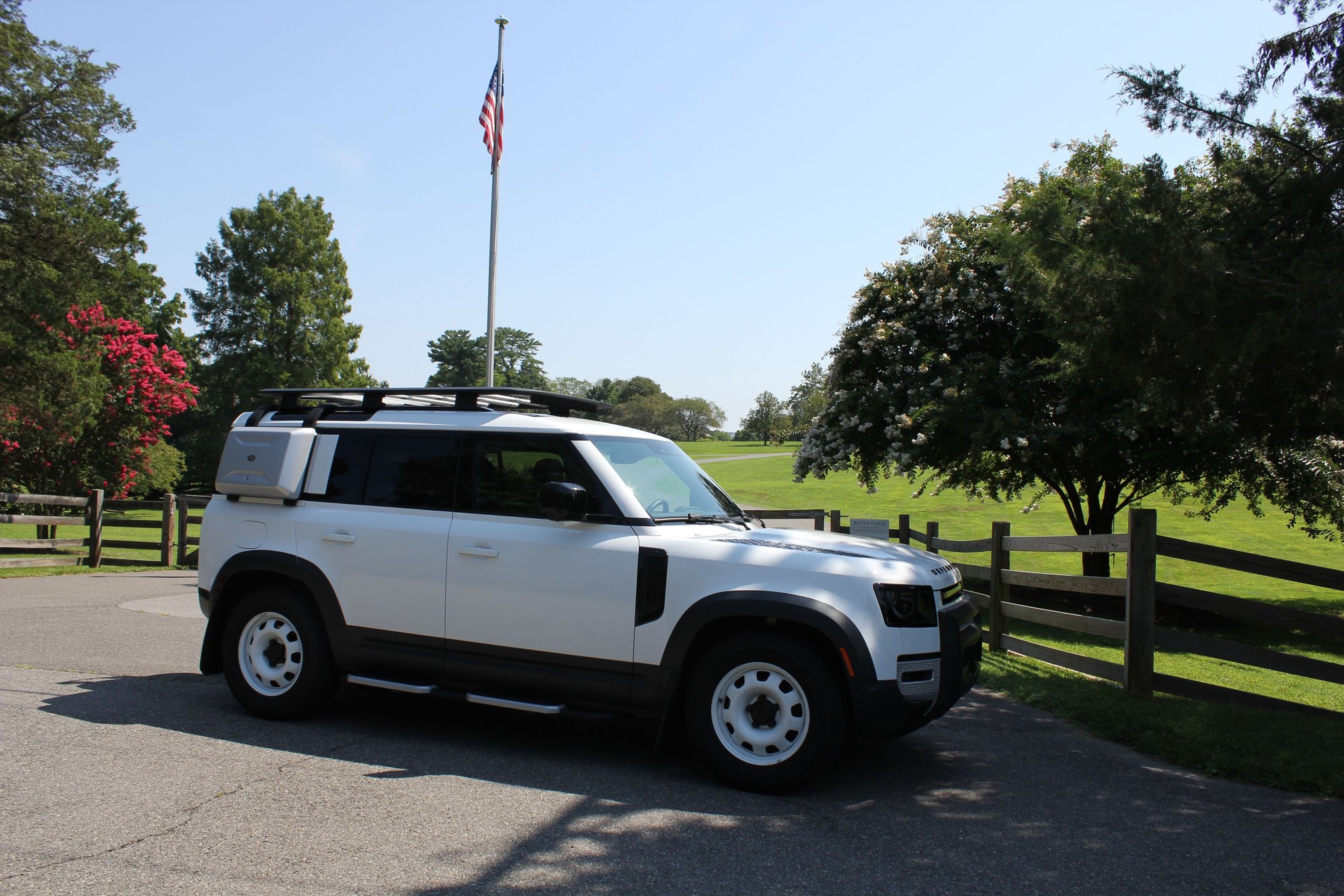 2023 Land Rover Defender - 30th Anniversary Edition Defender 1 of 500 - Used - VIN SALEJ7EX3P2110243 - 16,600 Miles - 4 cyl - 4WD - SUV - White - Alexandria, VA 22306, United States