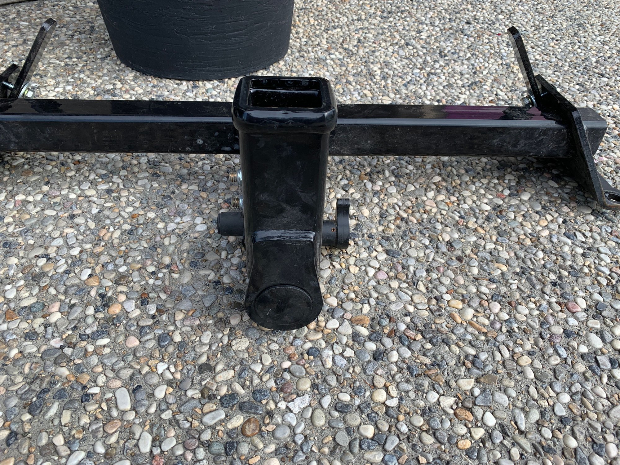 Miscellaneous - FS (Edmonton, Canada): Stealth Hitch rack for Velar (rack only) - Used - 2018 to 2022 Land Rover Range Rover Velar - Edmonton, AB T6R3L6, Canada
