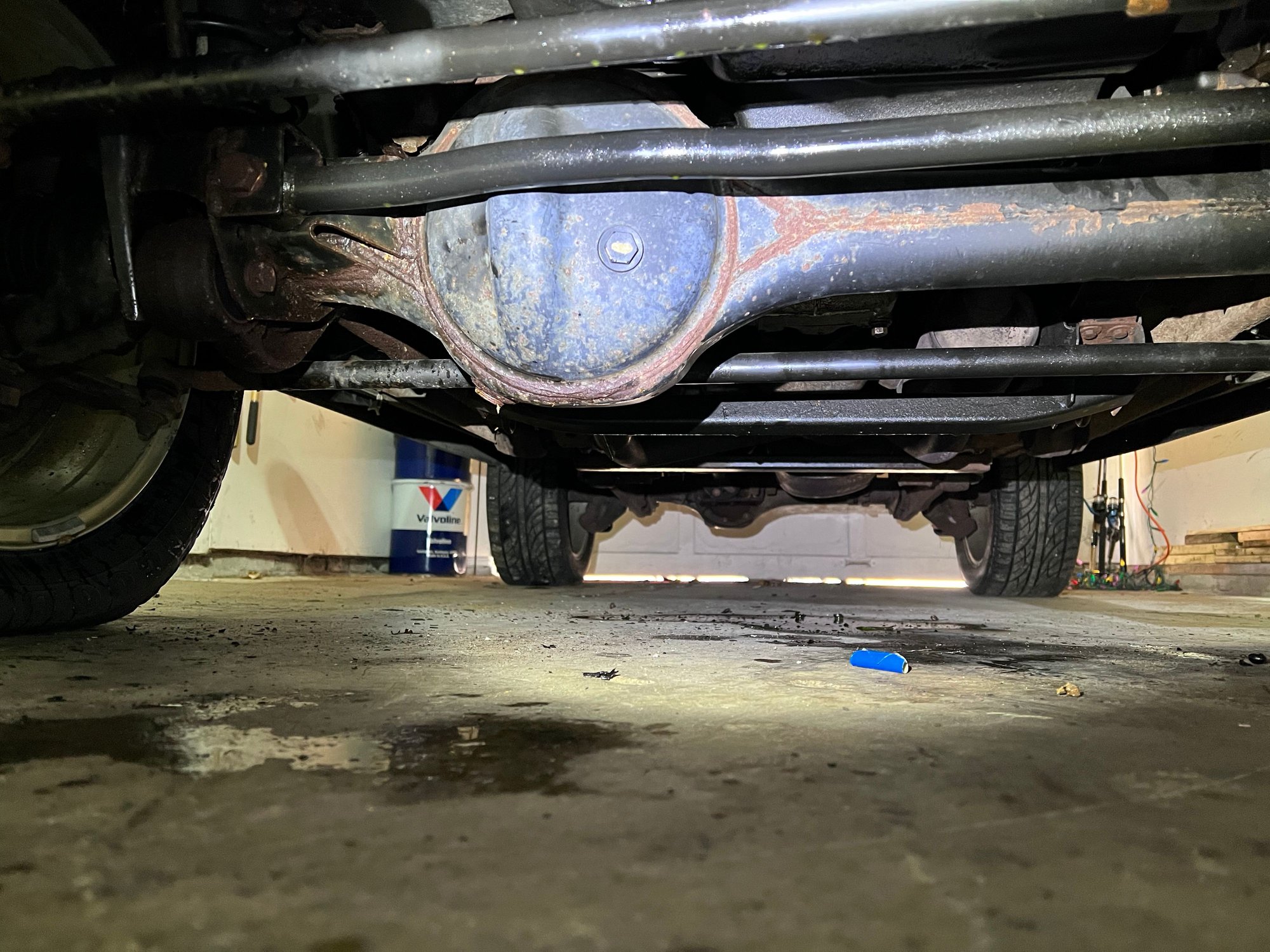 2004 Land Rover Discovery - 2004 Land Rover Discovery (Blown Head Gasket) - Used - VIN SALTW19424A86 - 87,000 Miles - 8 cyl - AWD - Automatic - SUV - Silver - Ganesvoort, NY 12831, United States