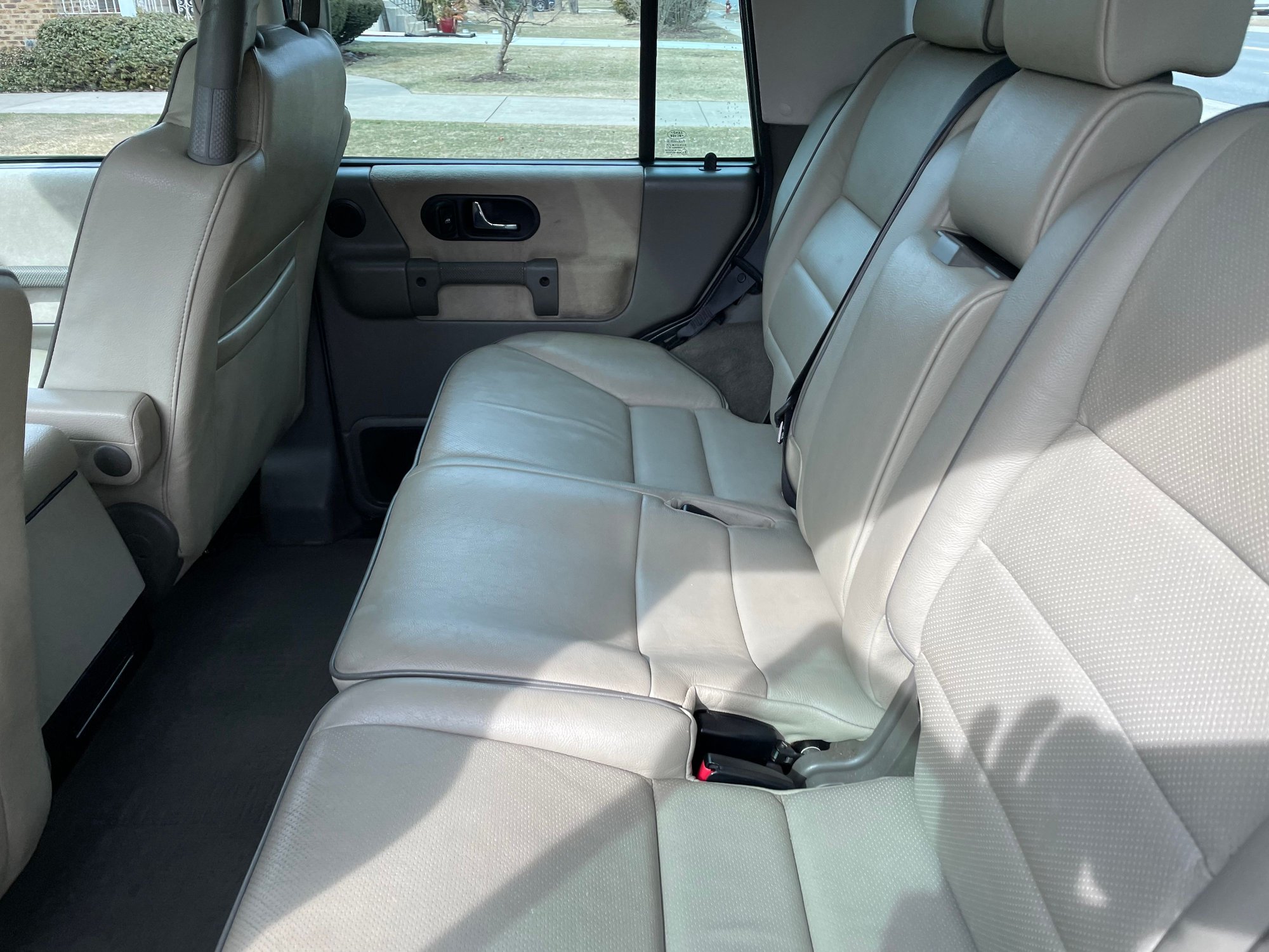 2004 Land Rover Discovery - 2004 Discovery (Original Owner/ Turner Engineering Engine) - Used - VIN Salty194x4a865911 - 120,000 Miles - 8 cyl - 4WD - Automatic - SUV - Other - La Grange, IL 60526, United States