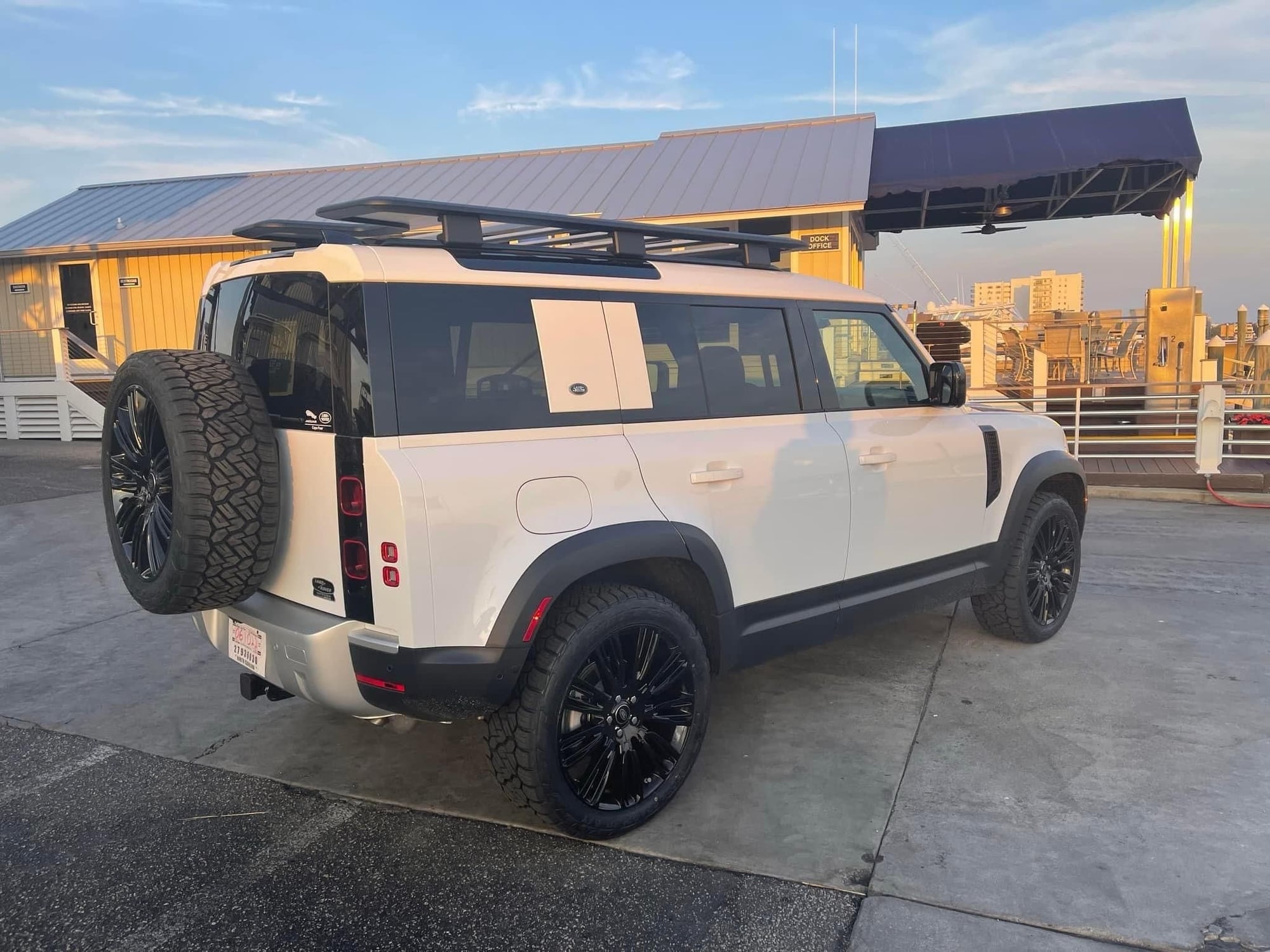 Wheels and Tires/Axles - 5 9012 range rover 22in wheels and Nitto AT Tires - Used - 2019 to 2023 Land Rover Defender - 2005 to 2023 Land Rover Range Rover - 2005 to 2023 Land Rover Range Rover Sport - Wilmington, NC 28403, United States