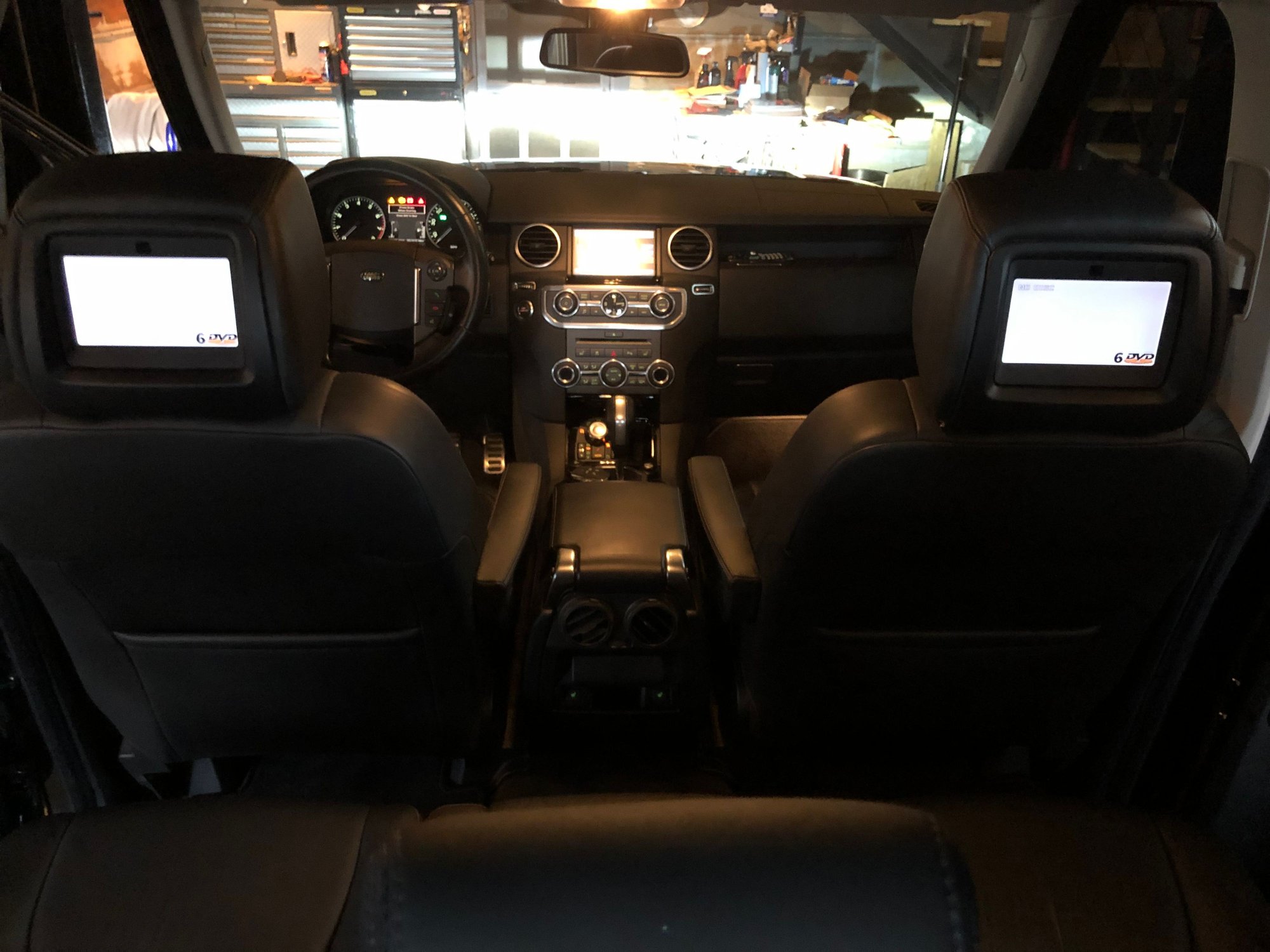 2010 Land Rover LR4 - 2010 Land Rover LR4 Lux plus HD package - very low miles - $21,500 obo - Used - VIN SALAK2D41AA539013 - 8 cyl - AWD - Automatic - SUV - Black - Chattanooga, TN 37353, United States