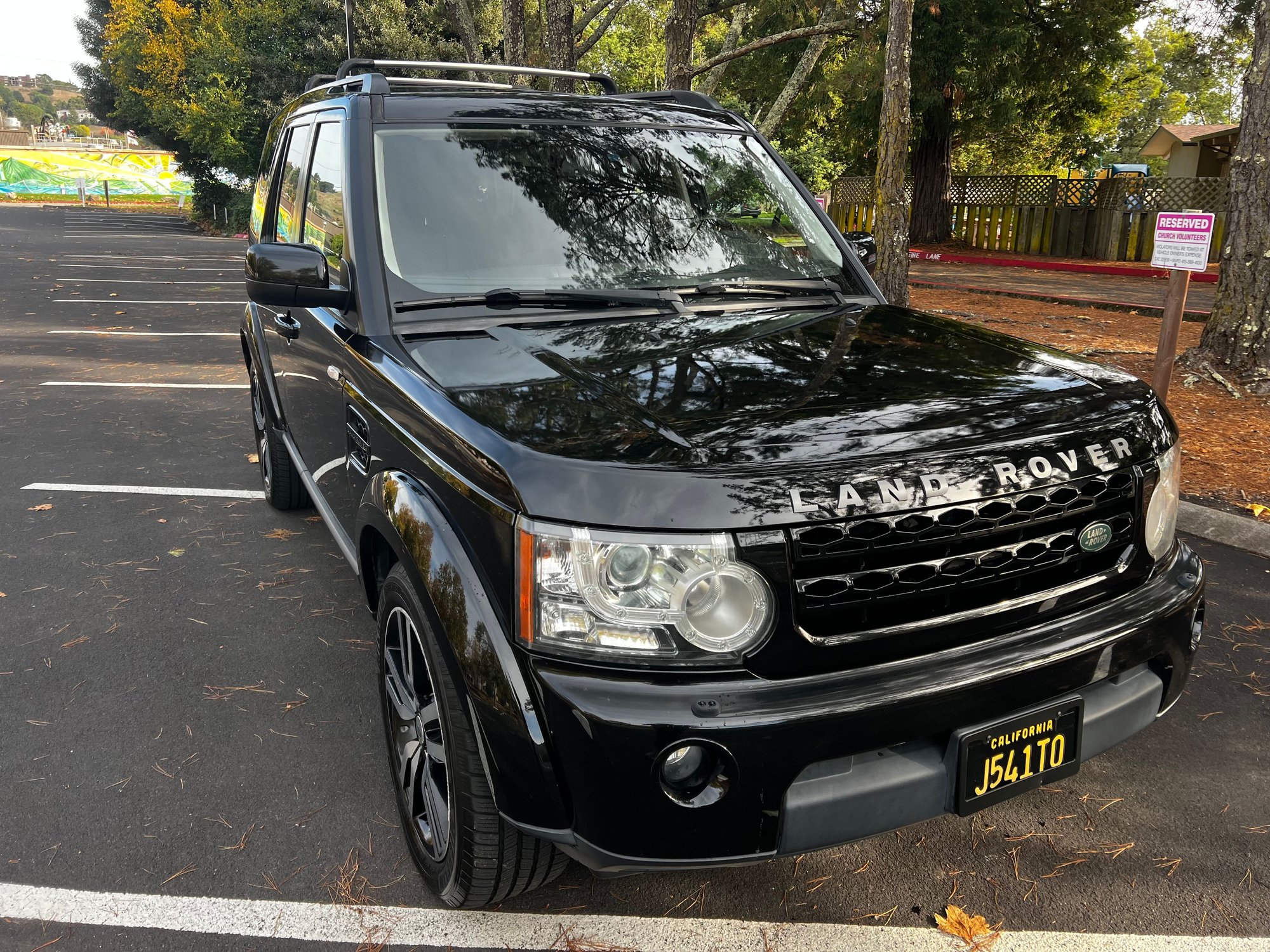 2011 Land Rover LR4 - 2011 LR4 Metropolis Black Edition for sales NorCal - Used - VIN salag2d42ba584805 - 119,000 Miles - 8 cyl - 4WD - Manual - SUV - Black - Mill Valley, CA 94941, United States