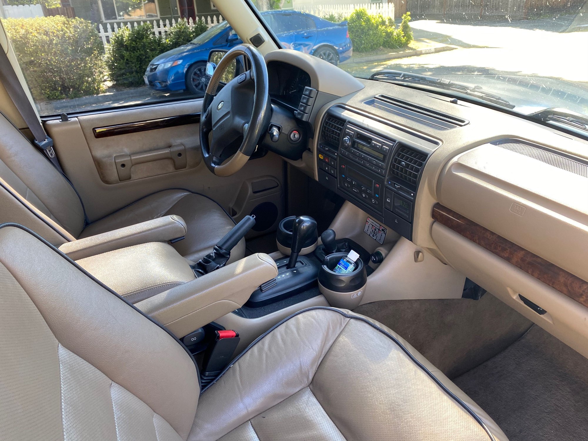 2002 Land Rover Discovery - 2002 Disco, Gold, Bay Area, $1,000 - Used - VIN SALTY15452A762575 - 150,000 Miles - 8 cyl - 4WD - Automatic - SUV - Gold - San Jose, CA 95117, United States