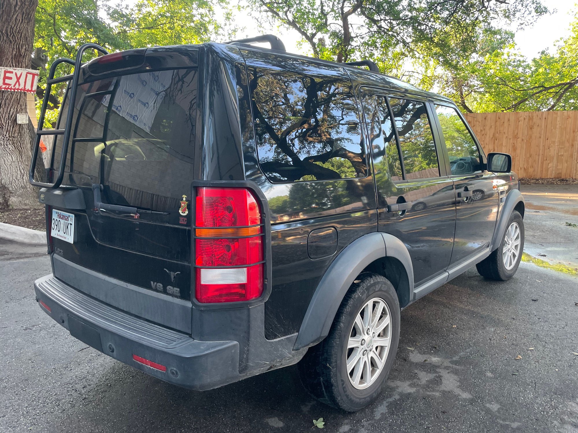 2007 Land Rover LR3 - 2007 LR3 SE w/ extras! - Used - VIN SALAE25497A436467 - 8 cyl - 4WD - Automatic - SUV - Black - Little Rock, AR 72207, United States