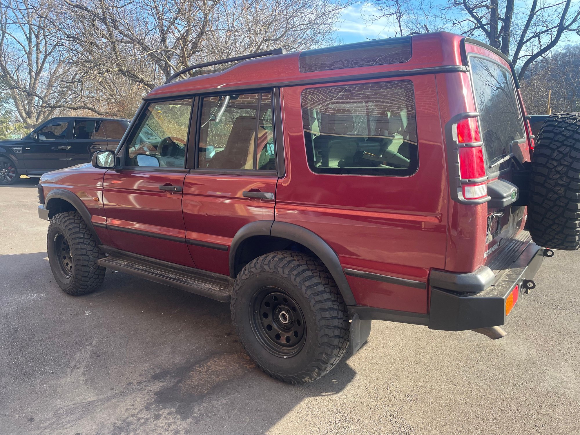 2001 Land Rover Discovery - 2001 Discovery 2 SE - Modified - Used - VIN SALTY12481A702020 - 119,500 Miles - 8 cyl - 4WD - Automatic - SUV - Red - Beaver, PA 15009, United States