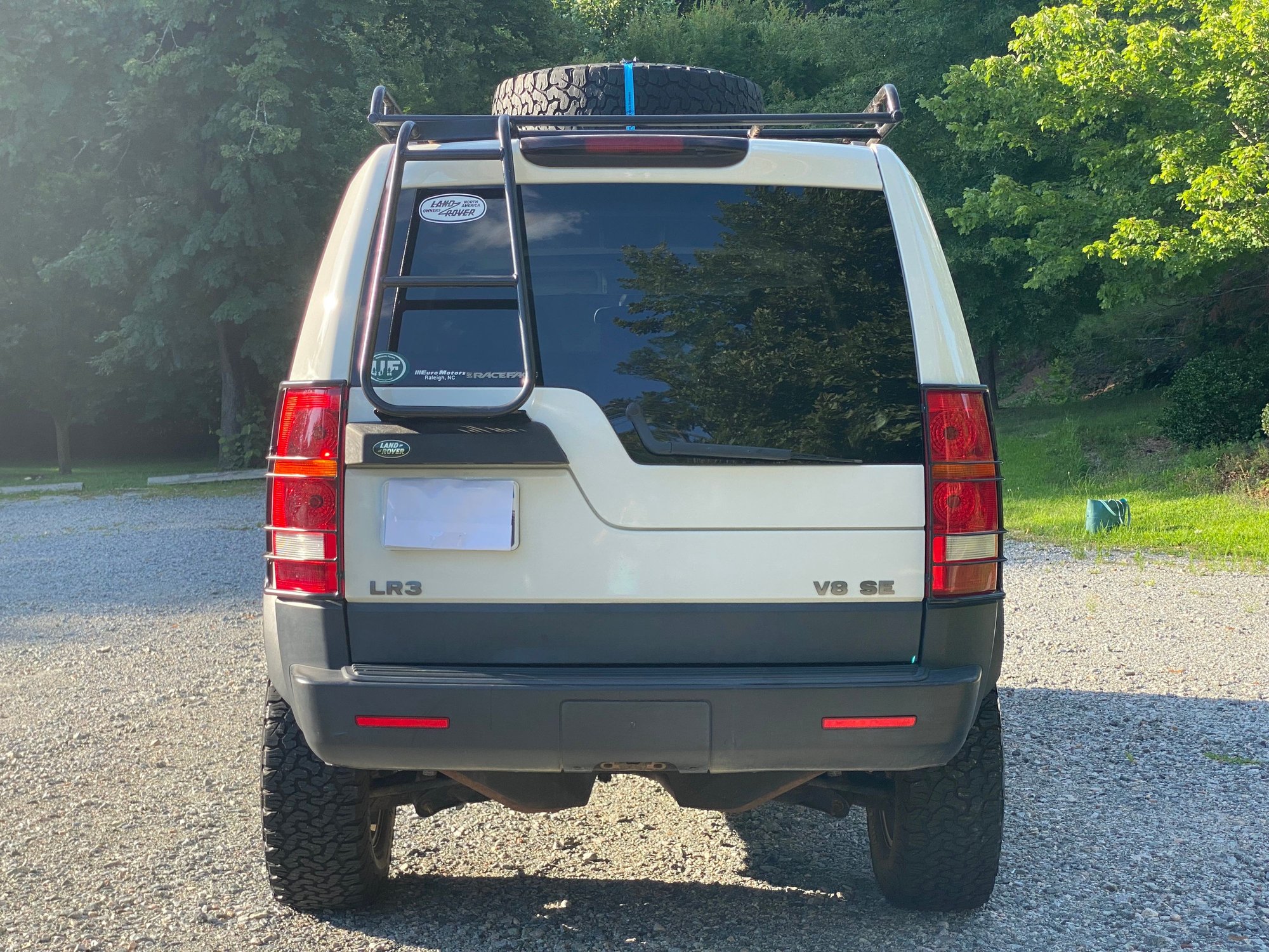 2005 Land Rover LR3 - 2005 lr3 for sale - Used - VIN SALAE24475A340500 - 185,462 Miles - 8 cyl - 4WD - Automatic - SUV - White - Richmond, VA 23229, United States