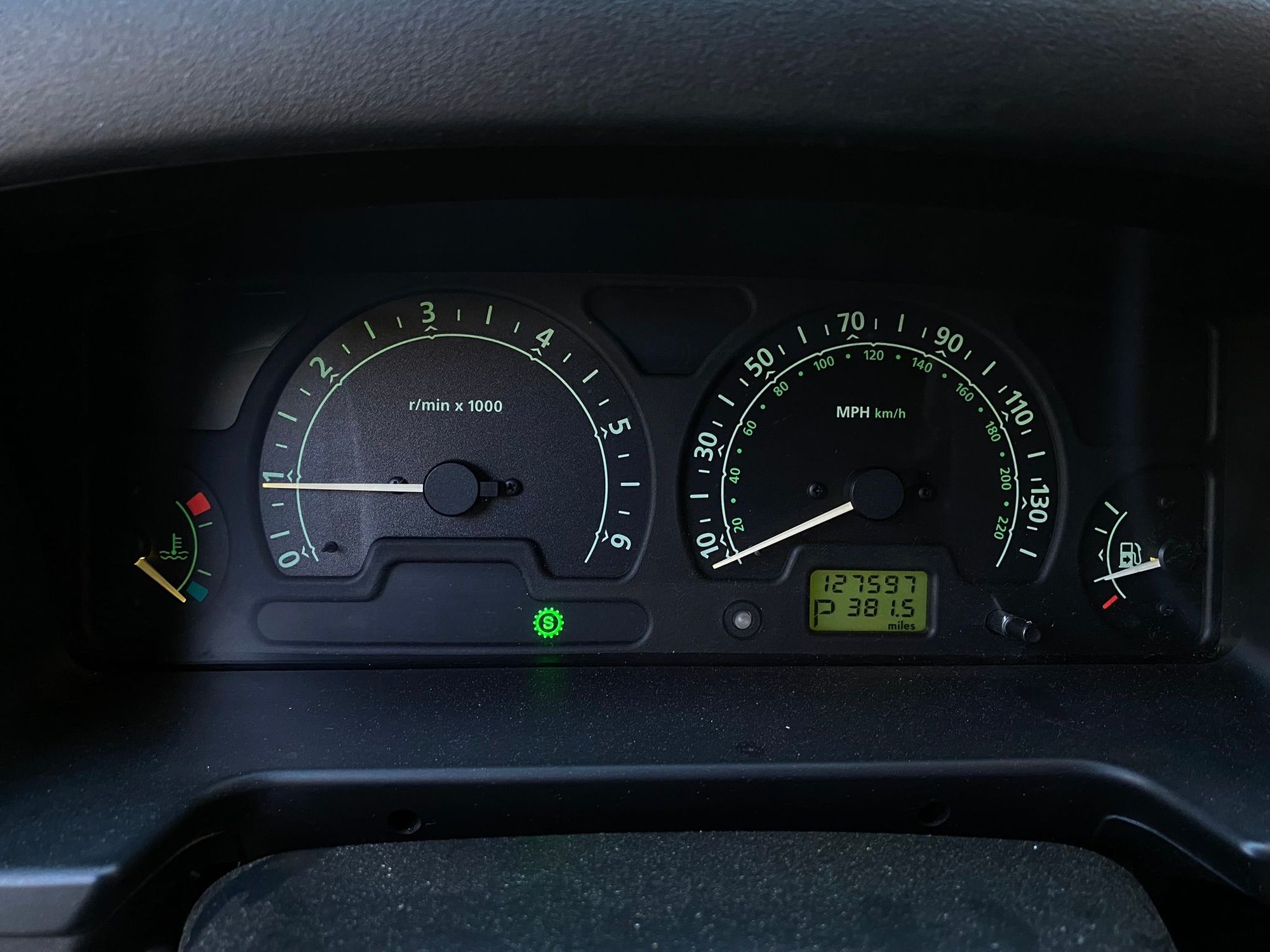 2003 Land Rover Discovery - 2003 LR Discovery 2 SE7 Camper - Used - VIN (will add)....... - 127,600 Miles - 8 cyl - 4WD - Automatic - SUV - Black - New Milford, CT 06776, United States