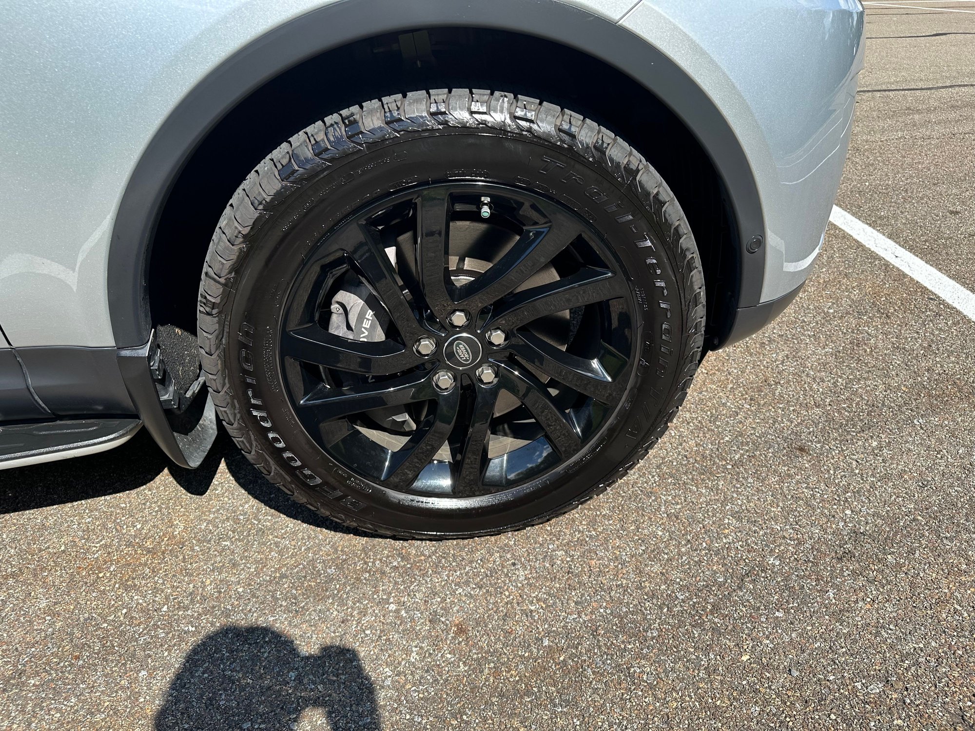 2018 Land Rover Discovery - Immaculate 2018 Discovery 5 HSE TD6! - Used - VIN SALGV2RE6JA514370 - 36,600 Miles - 6 cyl - 4WD - Automatic - SUV - Silver - West Point, NY 10996, United States