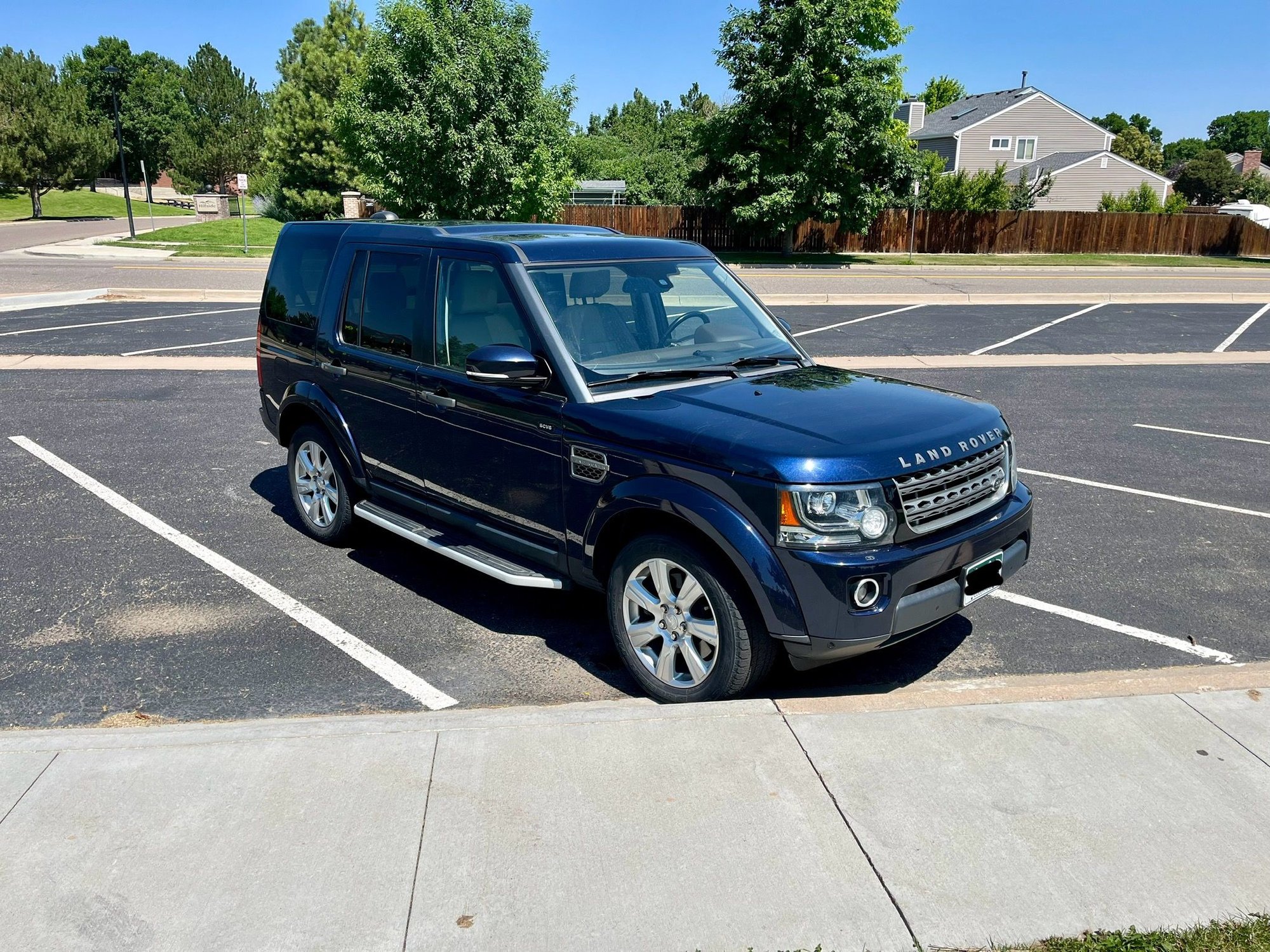 2015 Land Rover LR4 - 2015 lr4 hse - Used - VIN SALAG2V64FA765491 - 101,390 Miles - 6 cyl - Automatic - SUV - Blue - Denver, CO 80128, United States