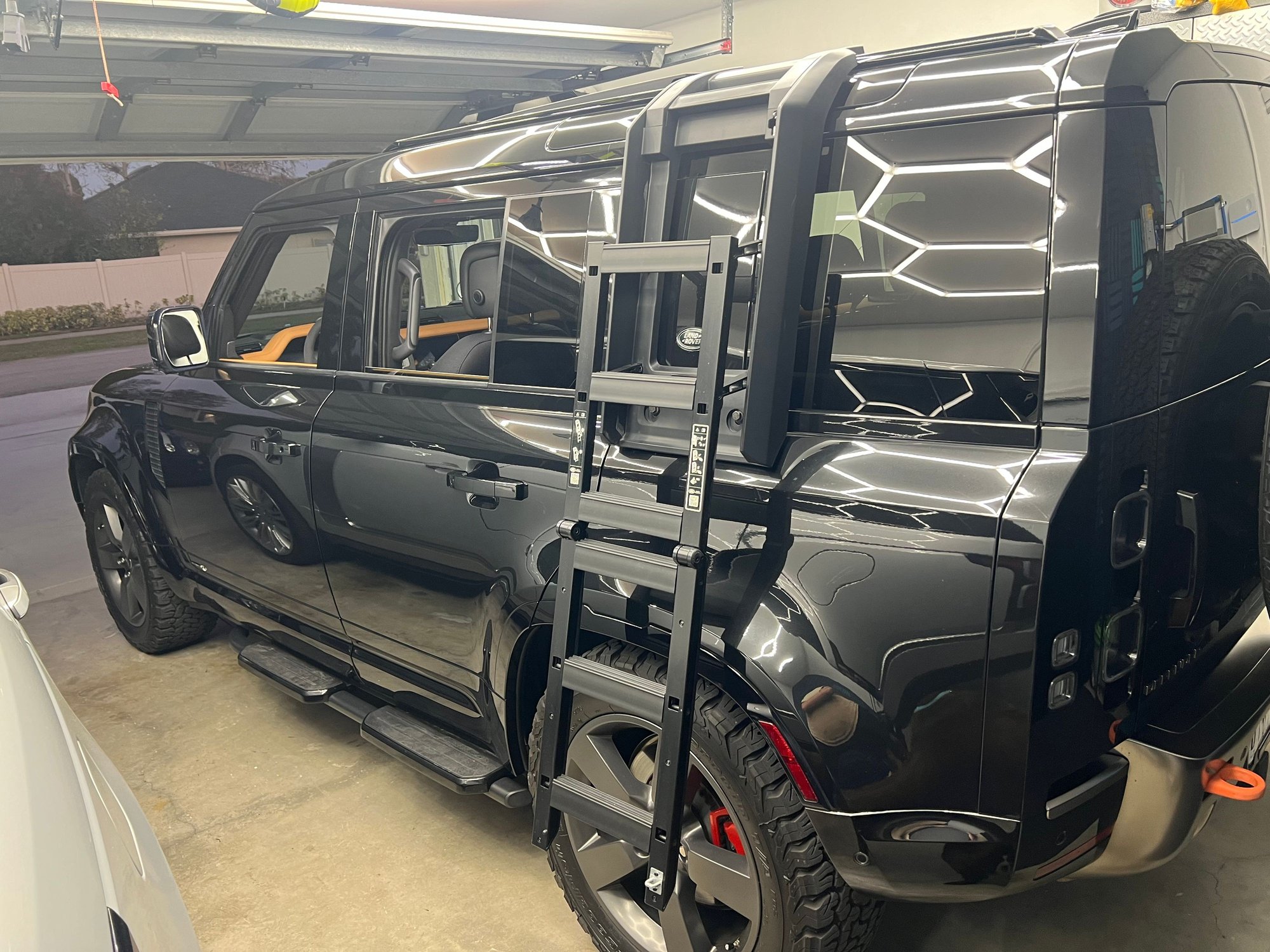 Accessories - L663 Defender Ladder - Used - 0  All Models - Wellington, FL 33414, United States