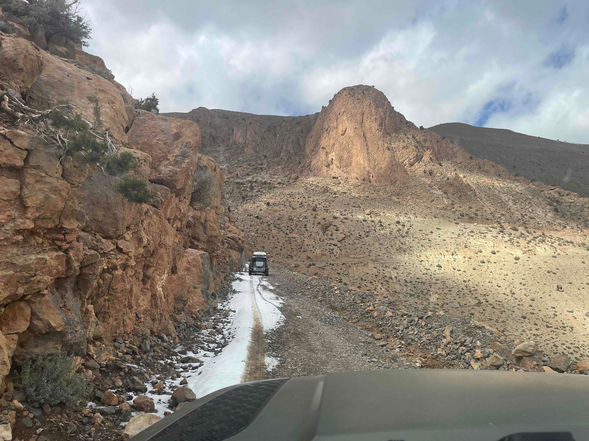 Crossing the Atlas Mountains at an altitude of 2400m/nm