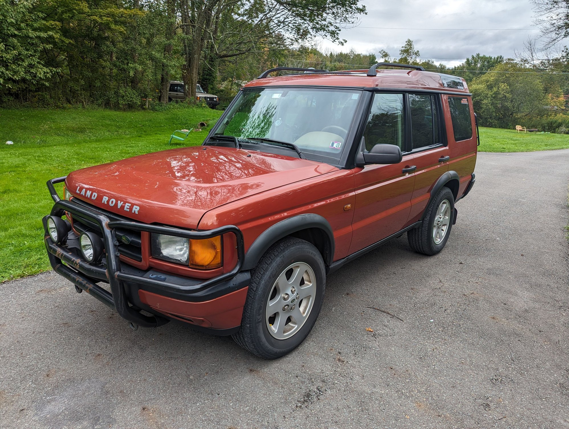 2000 Land Rover Discovery - 2000 Discovery 2, Kinversand Red, make offer - Used - VIN SALTY1242YA240841 - 191,000 Miles - 8 cyl - 4WD - Automatic - SUV - Orange - Lake Ariel, PA 18436, United States