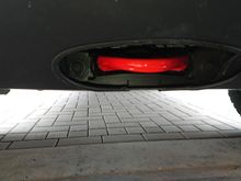 Easy accesible front tow hook
