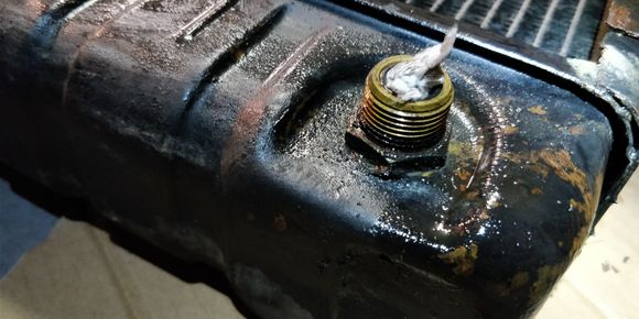 Trans. fluid connector