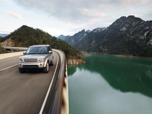 Land Rover Discovery 4