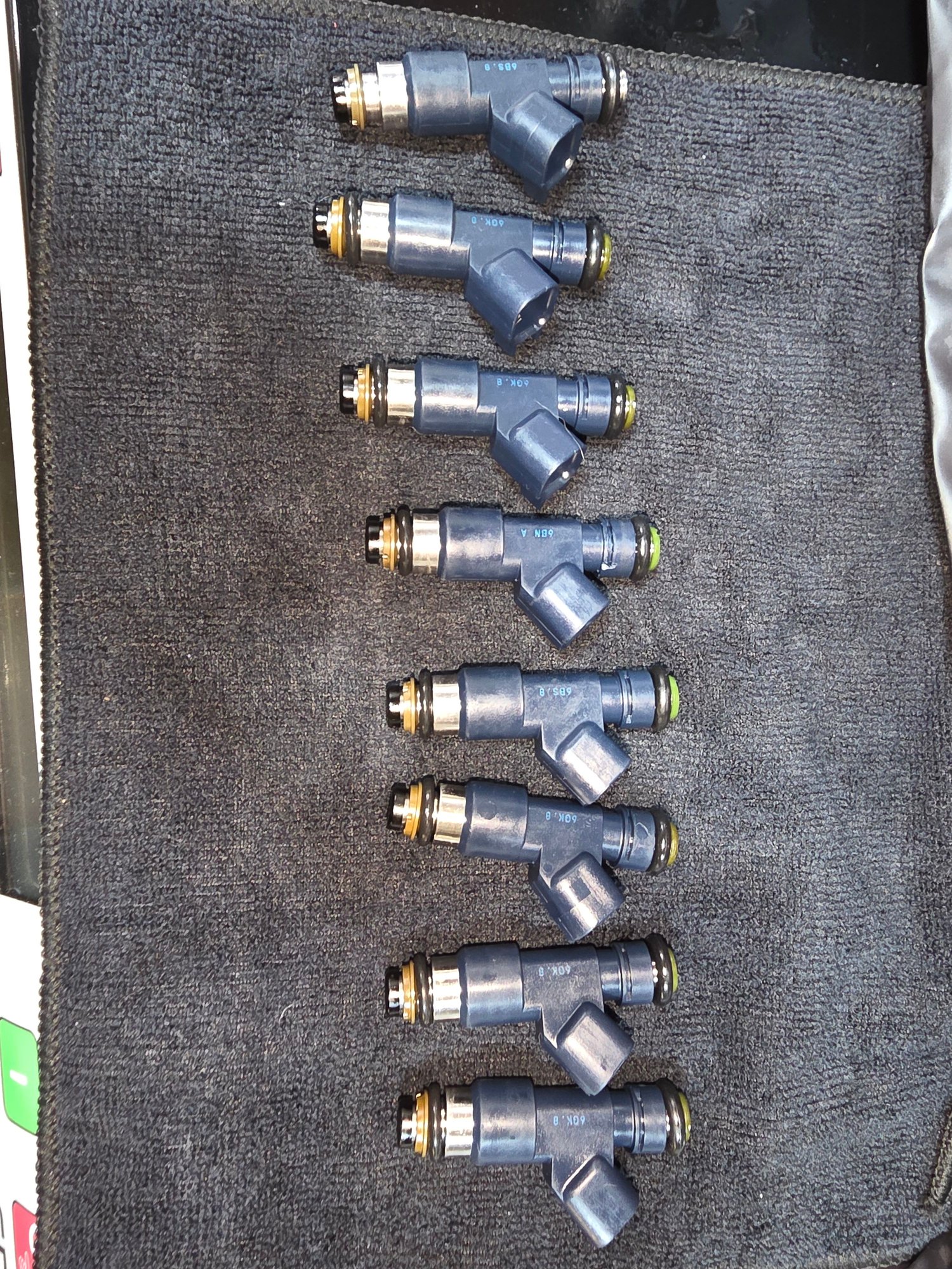Engine - Intake/Fuel - Fuel injectors 07-09 chevy gmc Silverado Sierra Avalanche Tahoe Cleaned and Flowmach - Used - 0  All Models - Sacramento, CA 95838, United States