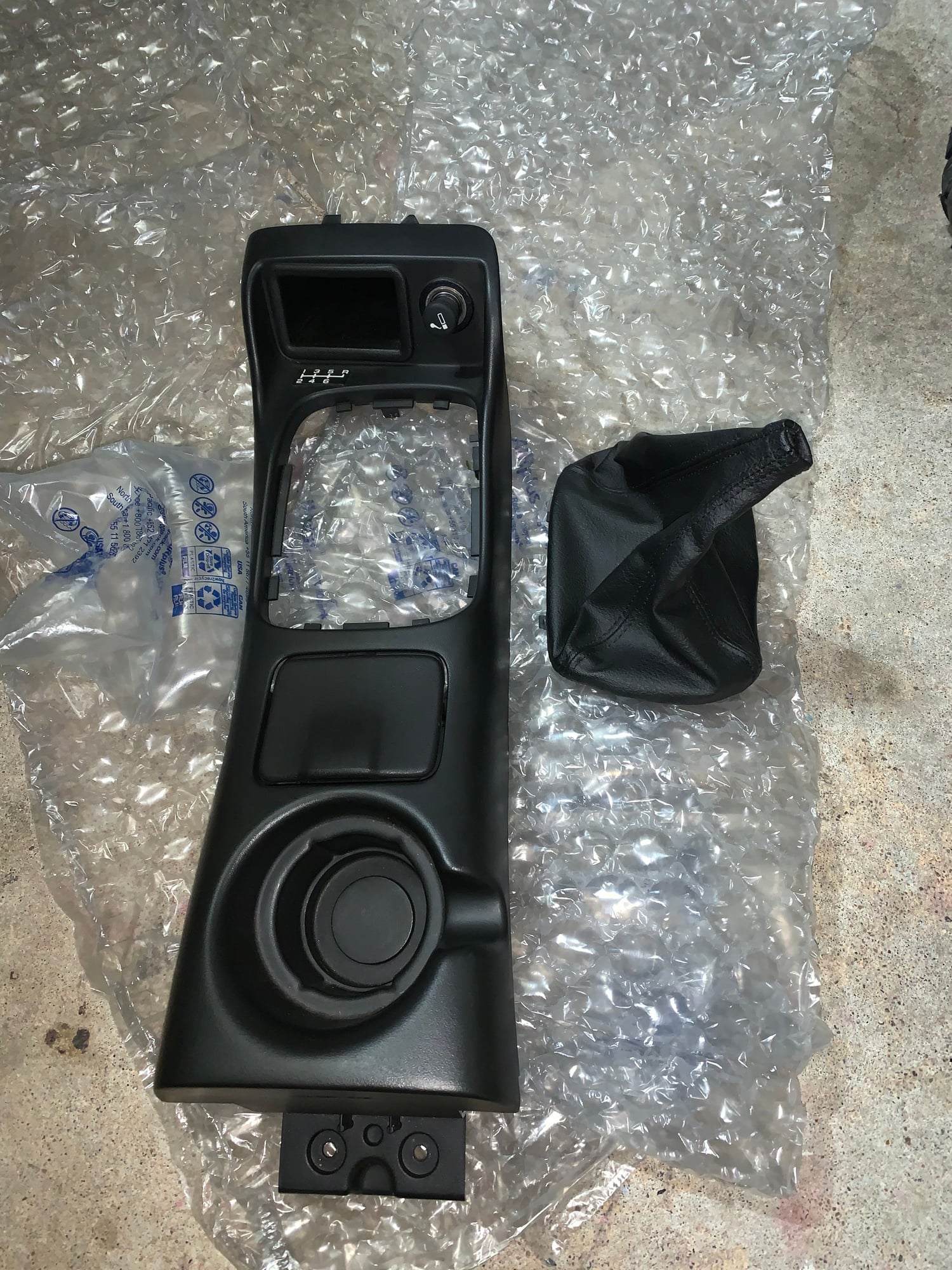 Accessories - 97-02 ebony six speed upper console - Used - 0  All Models - Houston, TX 77423, United States
