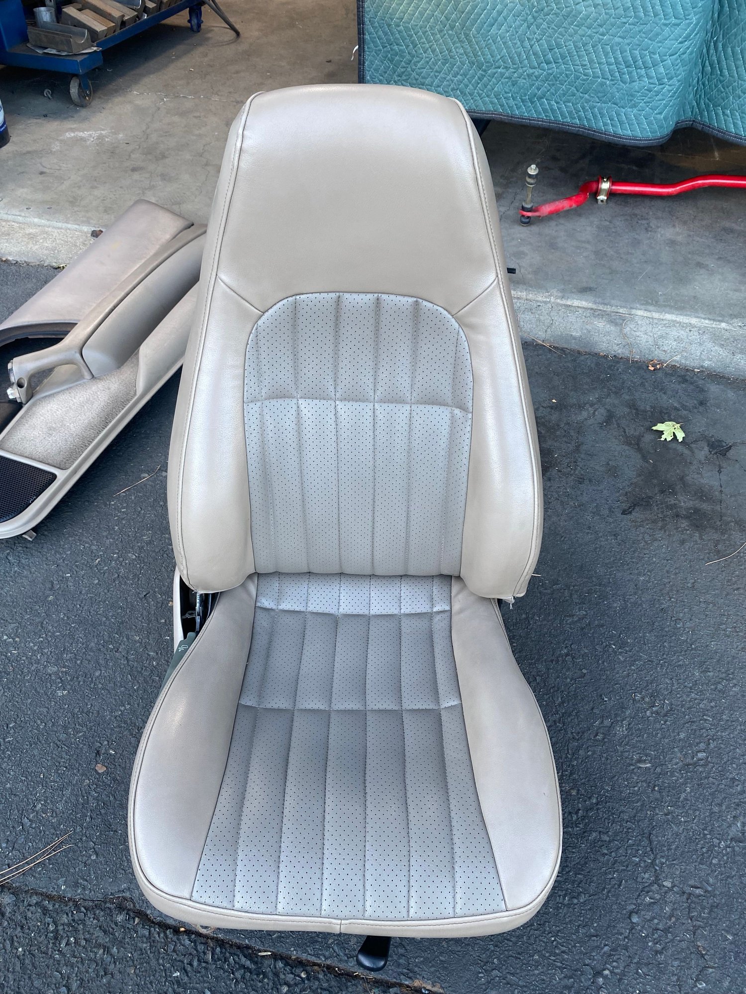 Interior/Upholstery - 98-02 camaro seats - Used - 0  All Models - Placerville, CA 95667, United States