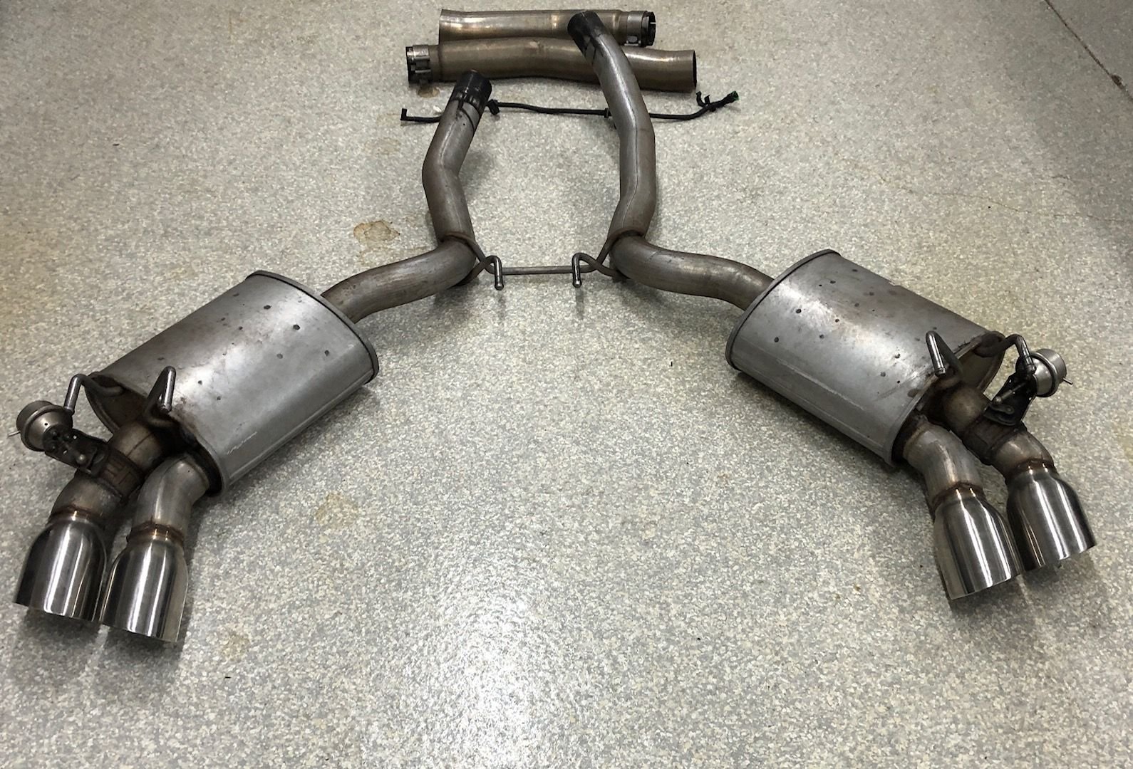 20122015 Chevy Camaro ZL1 1LE NPP BI MODE Dual Exhaust Quad Tip