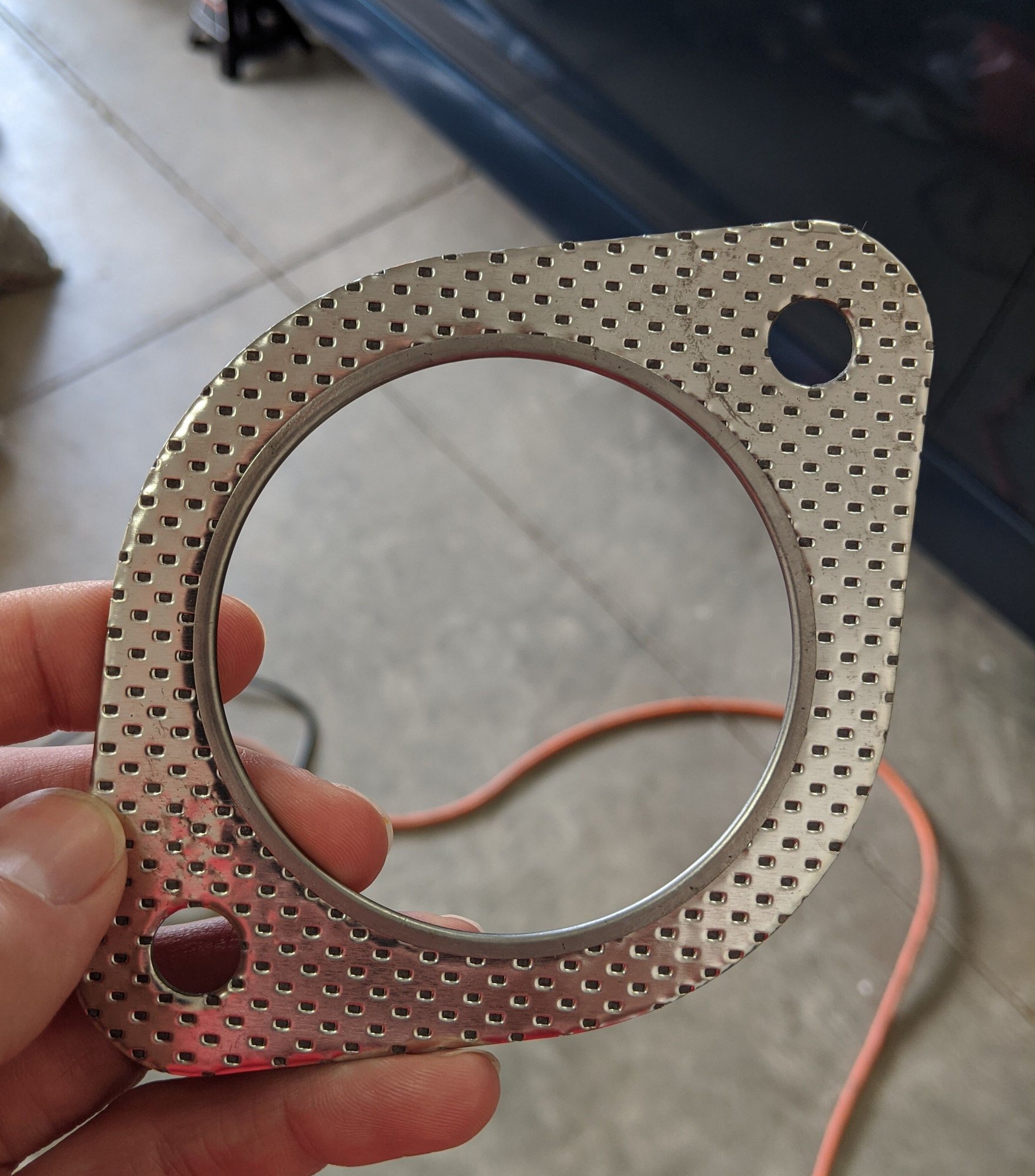 Need to seal a 2bolt exhaust flange what sealer should I use on the