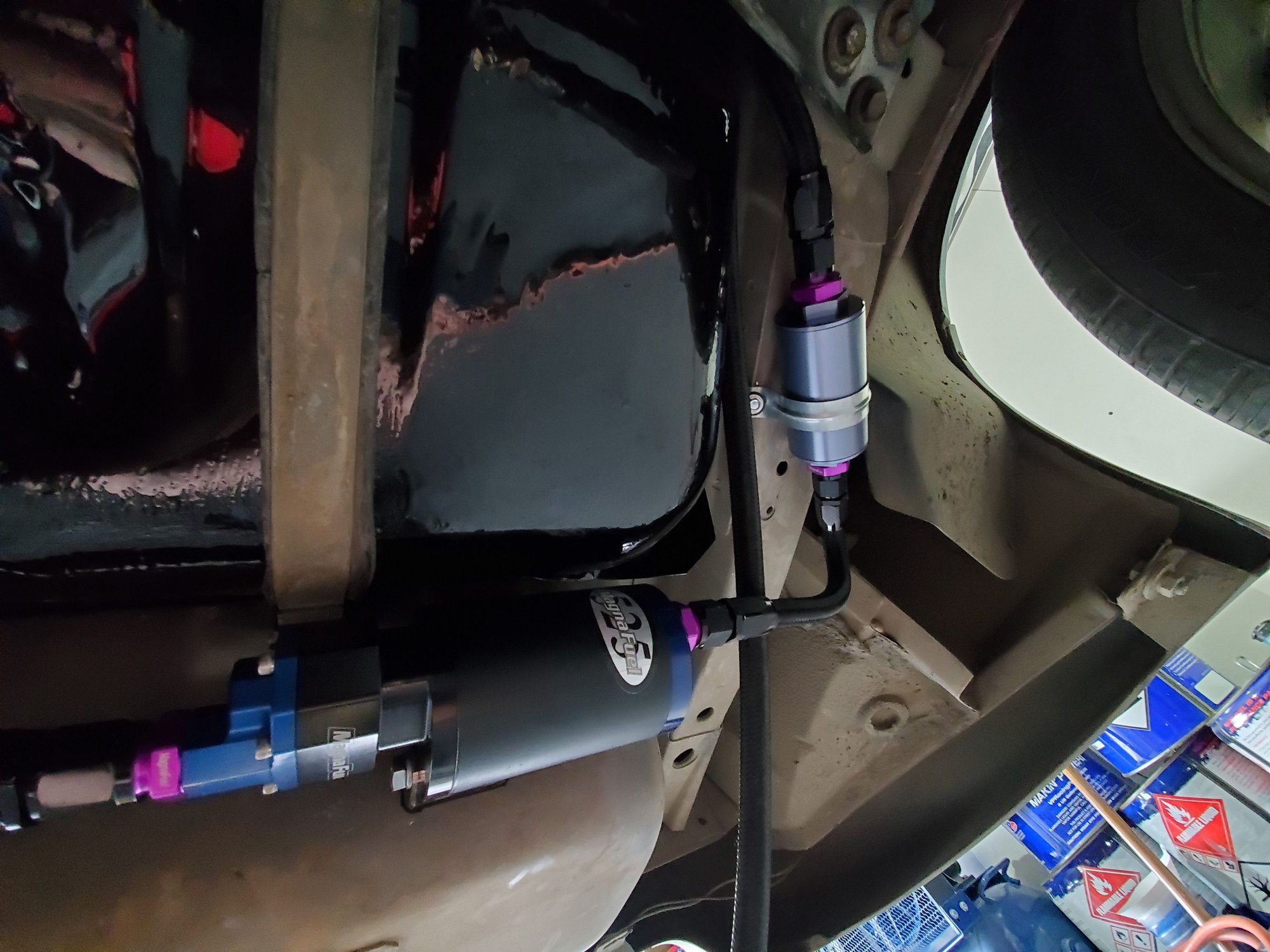 Help!! Fuel pressure will not hold steady/gauge bouncing rapidly