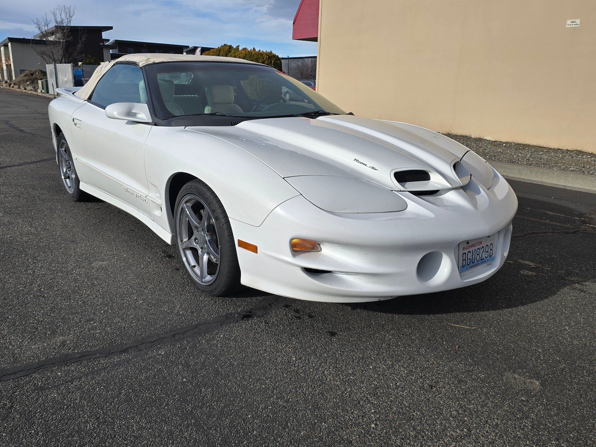 1998 Pontiac Firebird - 1998 Pontiac Trans Am WS6 6spd. Triple white car. - Used - VIN 2G2FV32GW2232035 - 140,866 Miles - 8 cyl - 2WD - Manual - Convertible - White - Kennewick, WA 99336, United States