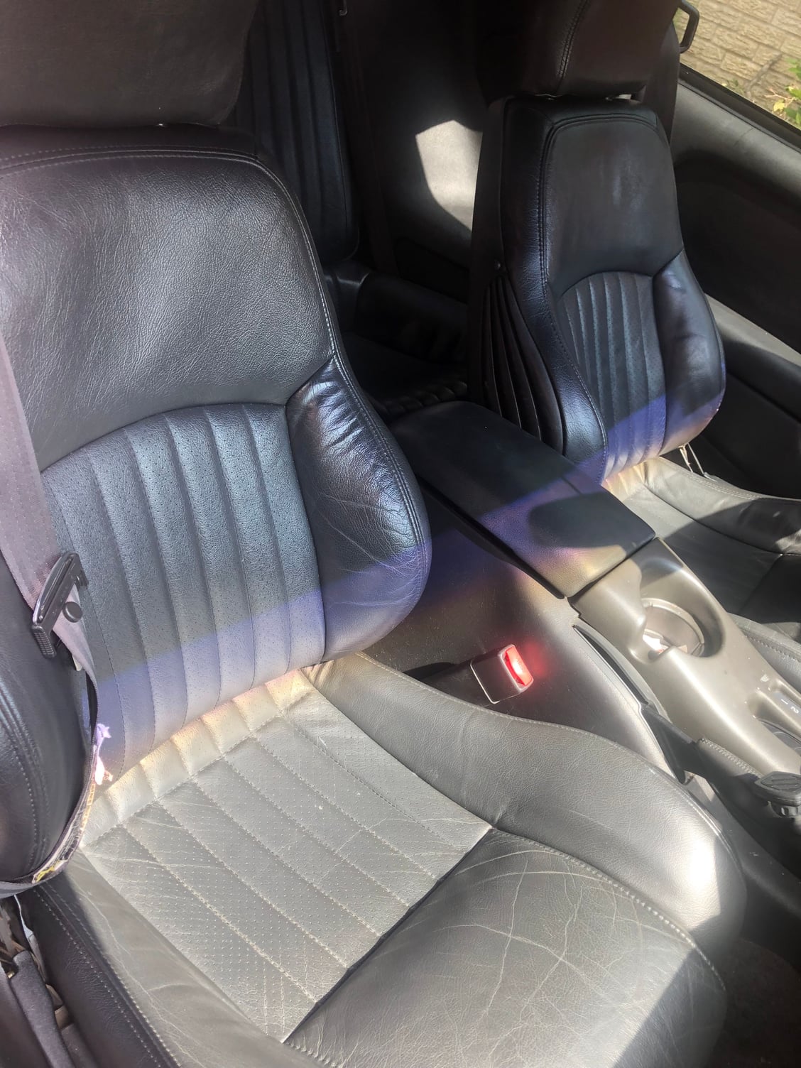 Painted my seats with vinyl and fabric spray paint - LS1TECH - Camaro and  Firebird Forum Discussion