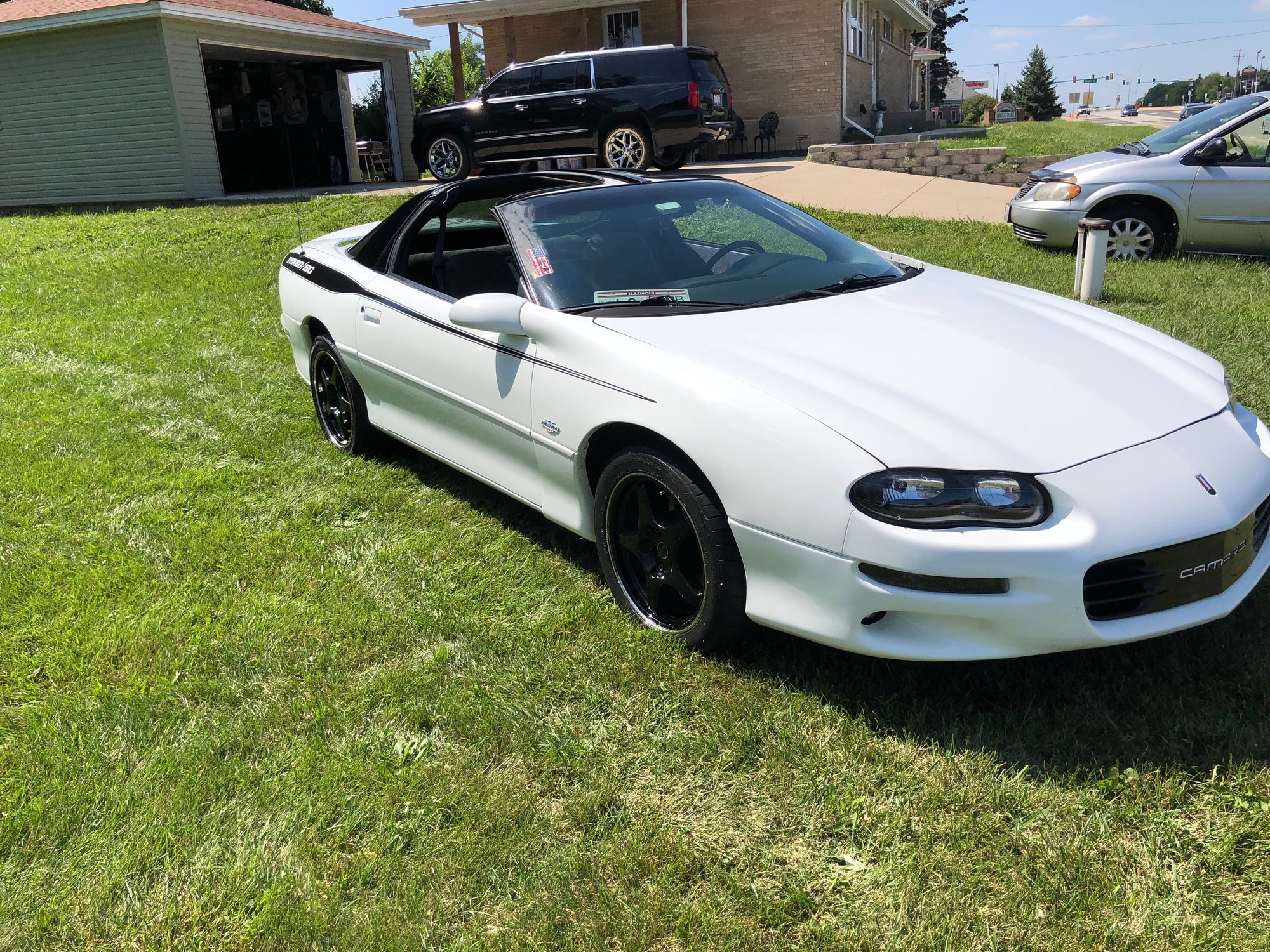 2001 Chevrolet Camaro - 2001 Chevrolet Camaro Z28 *Low Miles* BUILT - Used - VIN 2G1FP22G312137244 - 93 Miles - 8 cyl - 2WD - Automatic - Hatchback - White - Gurnee, IL 60031, United States