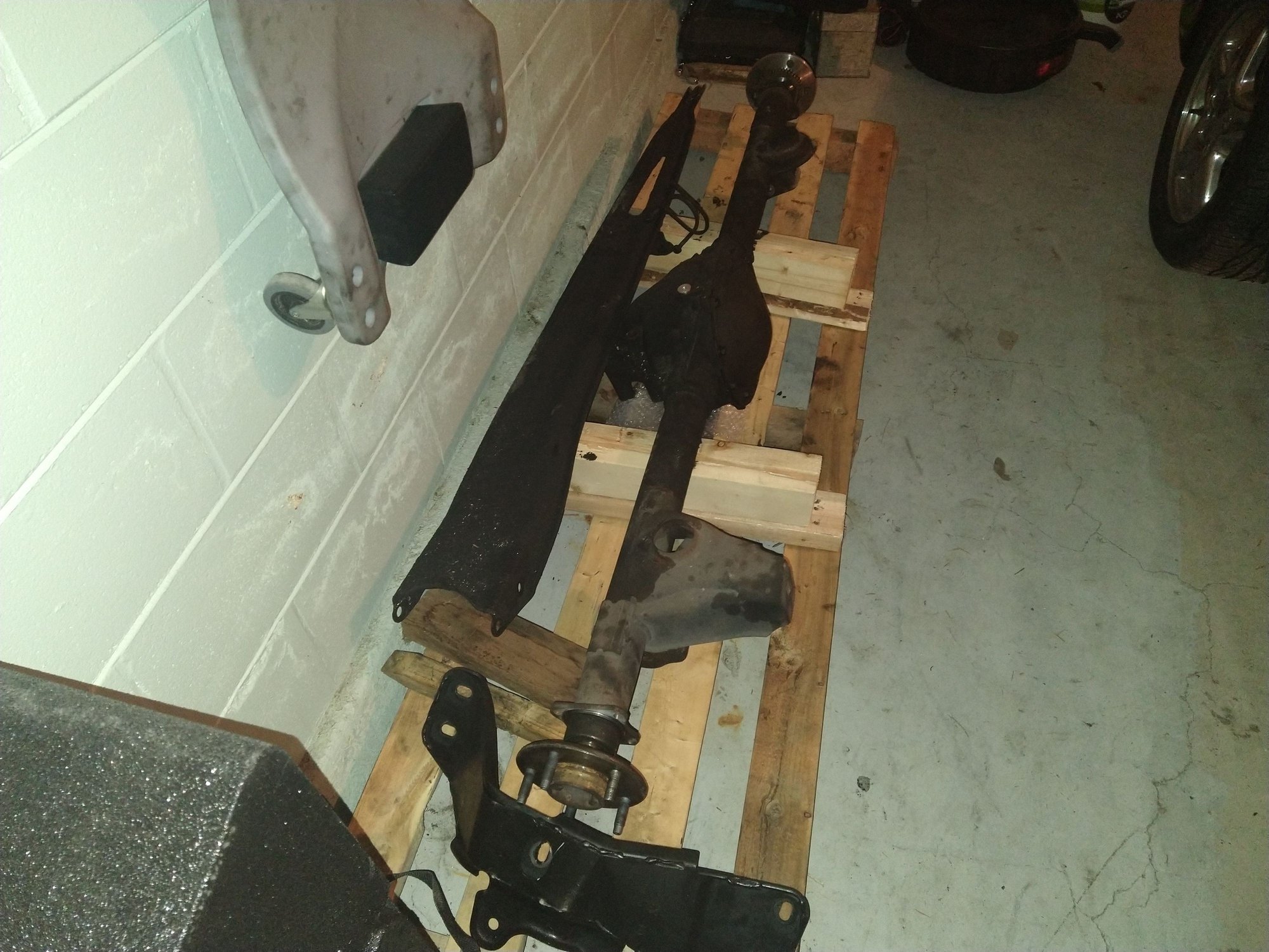 Drivetrain - 10 bolt rear end for sale - Used - 1998 to 2002 Chevrolet Camaro - Deltona, FL 32738, United States