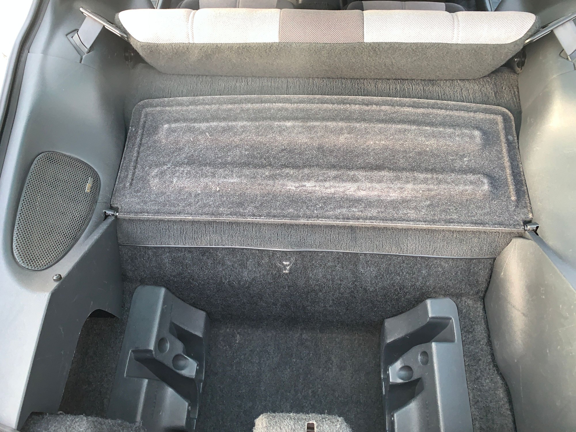 1995 Chevrolet Camaro - 1995 Chevrolet Camaro Z28, white, automatic, t-tops - Used - VIN 2G1FP22P7S2170734 - 348,000 Miles - 8 cyl - 2WD - Automatic - Hatchback - White - Owensboro, KY 42301, United States