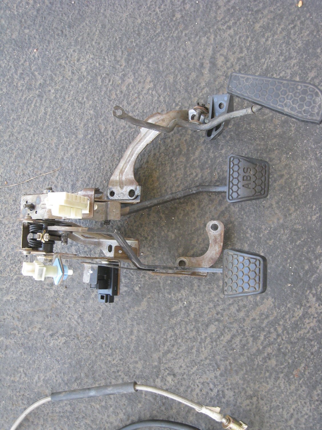 Clutch safety switch LS1TECH Camaro and Firebird Forum Discussion