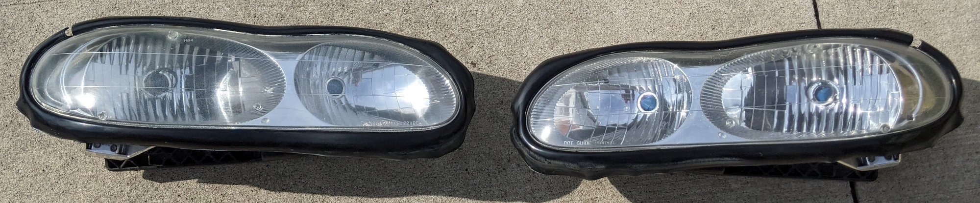 Lights - 1998-2002 Camaro Headlights - Used - 1998 to 2002 Chevrolet Camaro - Carmel, IN 46032, United States