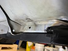 You can see the OEM Ford hole plain as day.