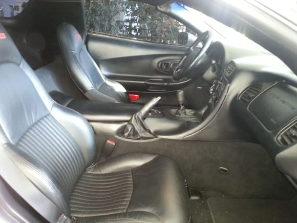 Everything is perfect in the interior except the driver's seat shows some wear as do most c5 driver's seats.
