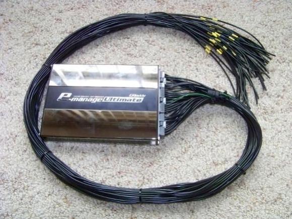 Custom Emanage Ultimate harness with built in resistors.