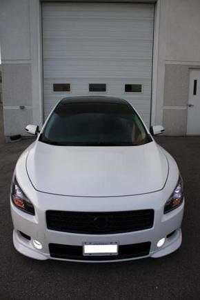 black roof front view