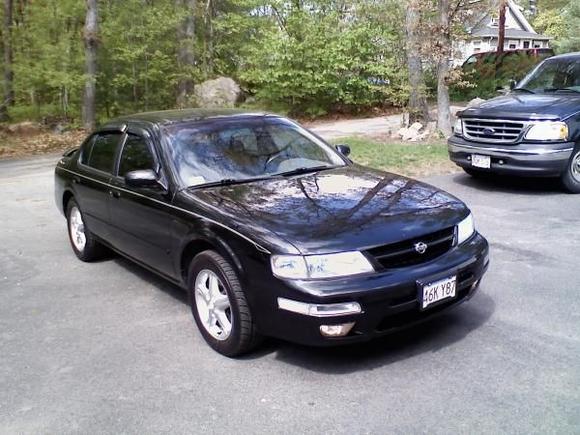 10K H.I.D. Kit for headlights
Blue Park Lights
Clear lenses for Blinkers, along with blue bulbs
Stock fog lights