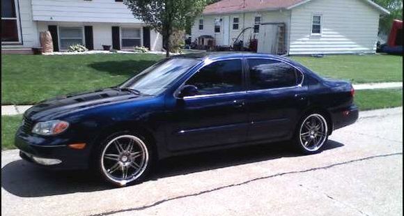 Stock i35 the day I installed the wheels - 19" Privat Reserve