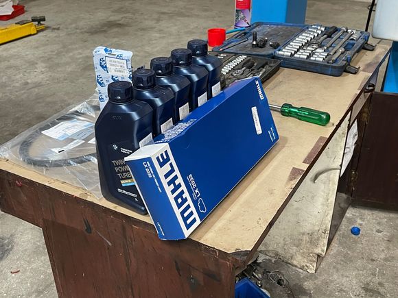 Nice new Mahle Air Filter from ECS Tuning