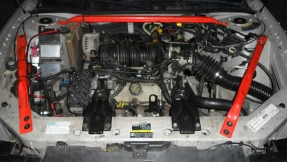 Engine bay with no engine cover