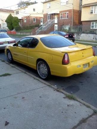 Rear to Drivers Side; the YelloJac has a 2" lift in the rear to compensate for the 22" rims. Bought the car with these rims. Want to get rid of them, hard ride, and get a set of full face 18"s