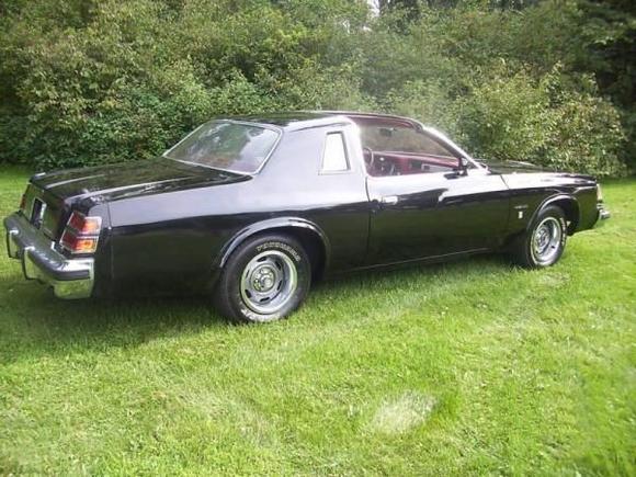 1979 Dodge Black Magnum GT XS22L9R (02)