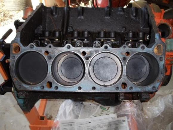 Pass piston