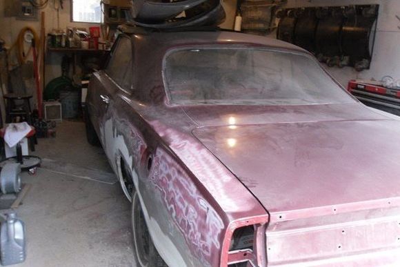 SDC10920 this is where I found her ,in previous owner single car garage covered in dust, I a going to replace the driver side 1/4 panel