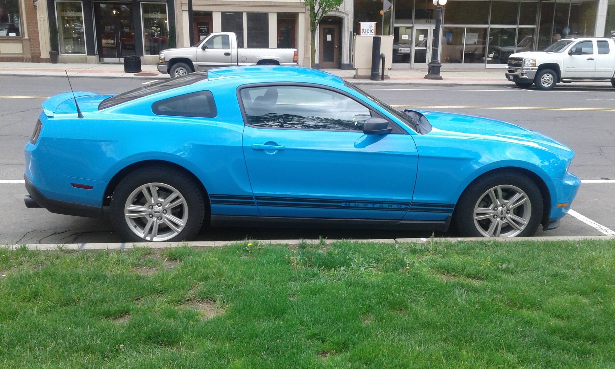 Hello ford mustang